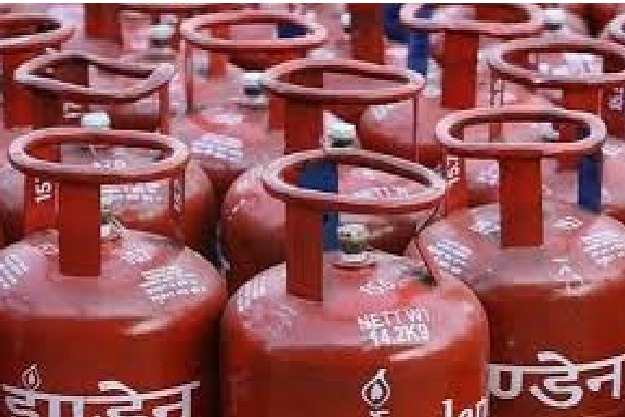 'Domestic cooking gas became expensive by Rs 50, the price of commercial cyl'